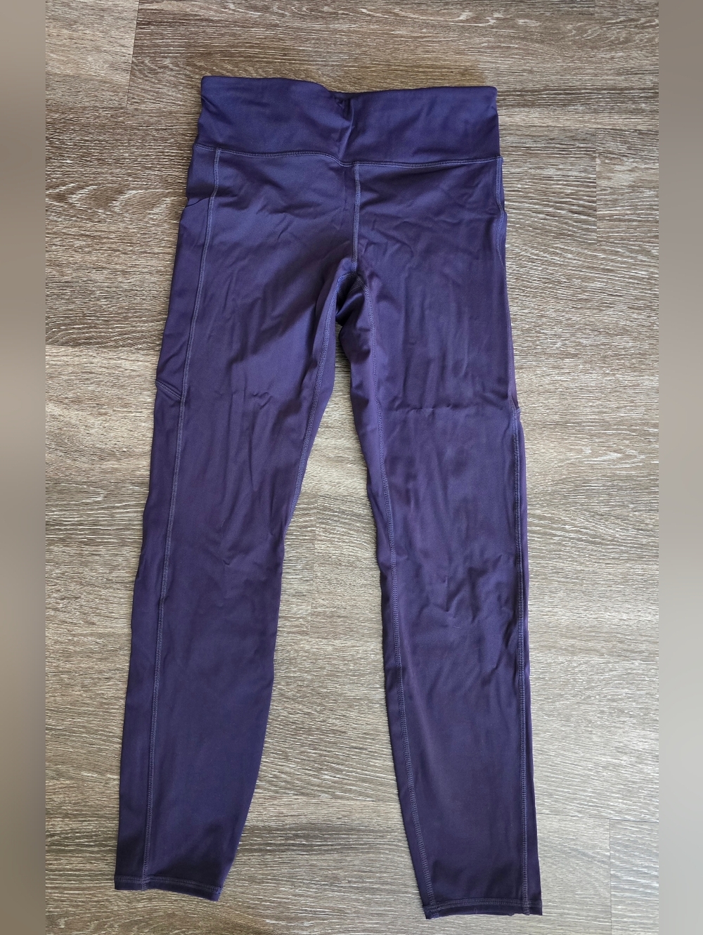 Vuori Stride Leggings Size Medium Color Atlantic Dark Purple Pockets